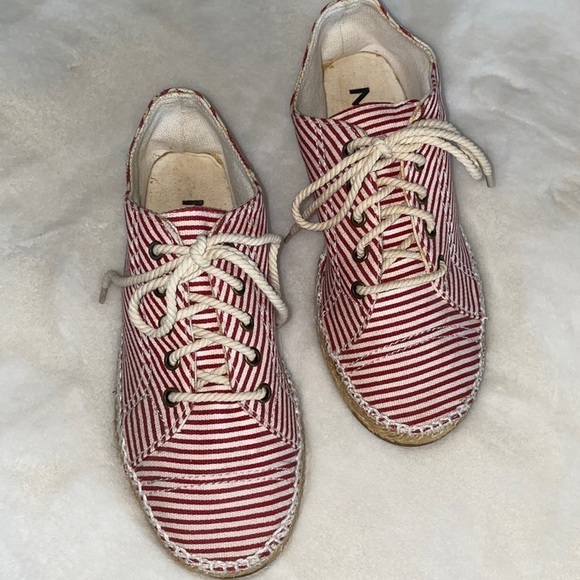 MIA Espadrille Flats - Picture 1 of 6